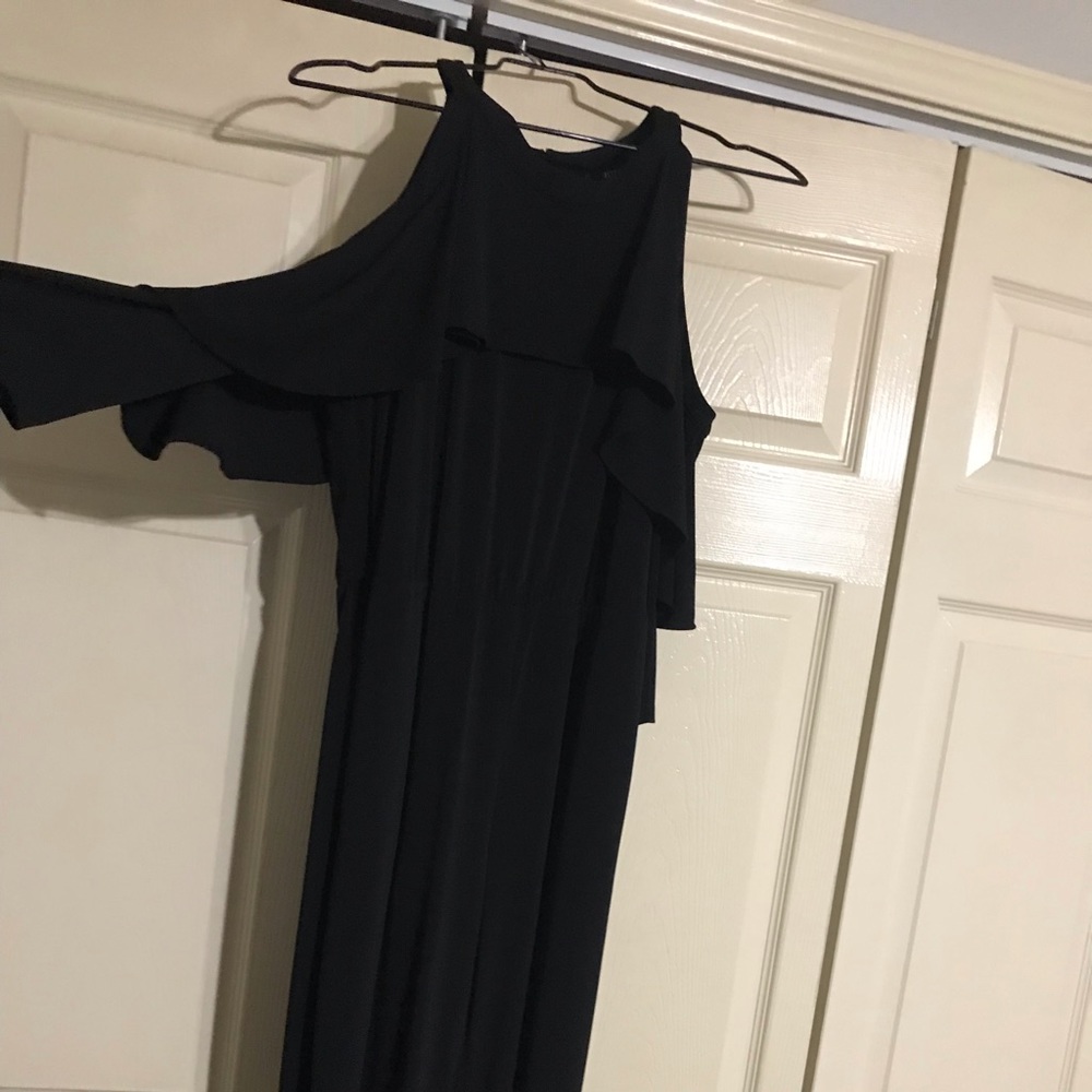 Cold shoulder black pant jumpsuit!